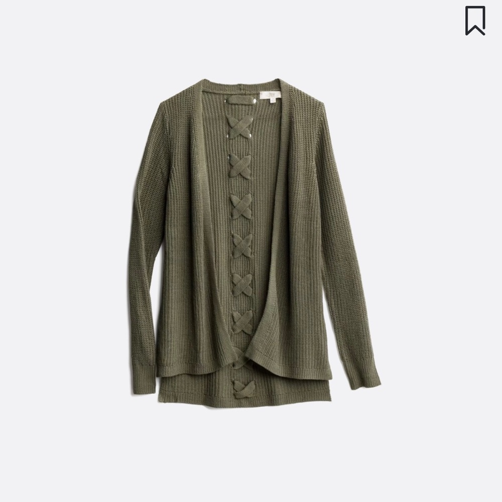 NWT Pinque Jamelya Back Detail Cardigan